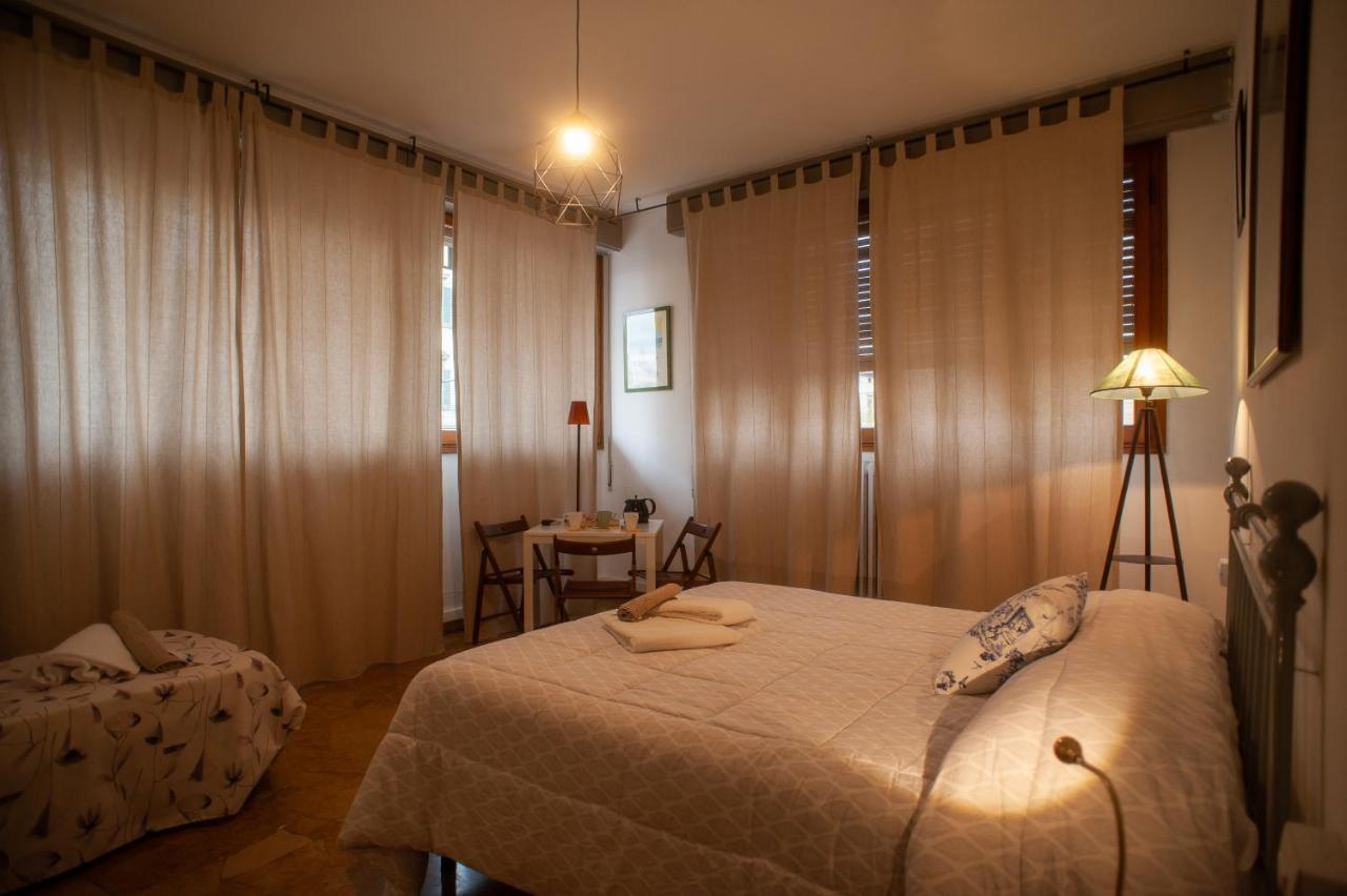 Guesthouse Amici Miei Florence Exterior photo