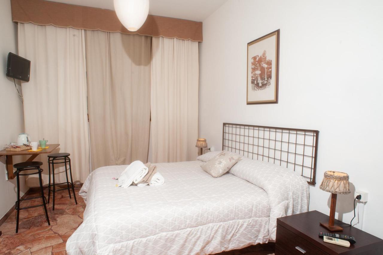 Guesthouse Amici Miei Florence Exterior photo